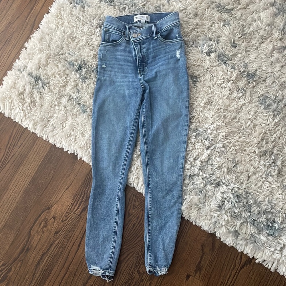 Abercrombie The Super Skinny Ankle High Rise Denim